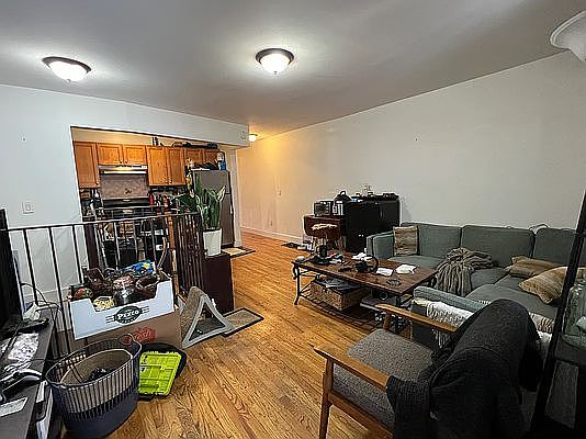 3rd image of 24 Throop Ave