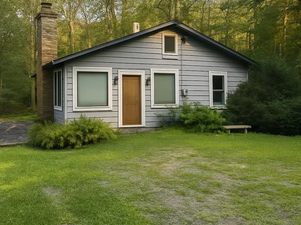 104 Deer Cabin Ln, Rockwood, PA 15557