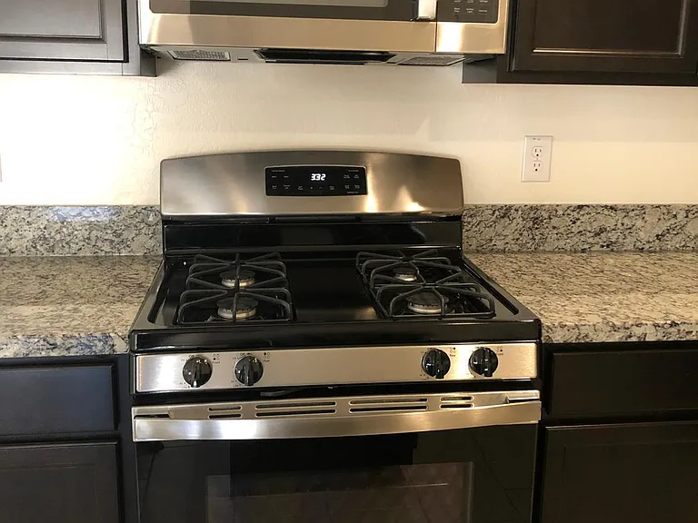 162 W Seven Seas Dr — Photo 5