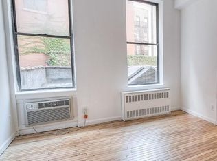 690 Greenwich St APT 4A, New York, NY