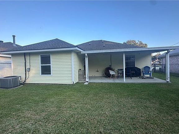 3rd image of 5320 Woodstream Dr