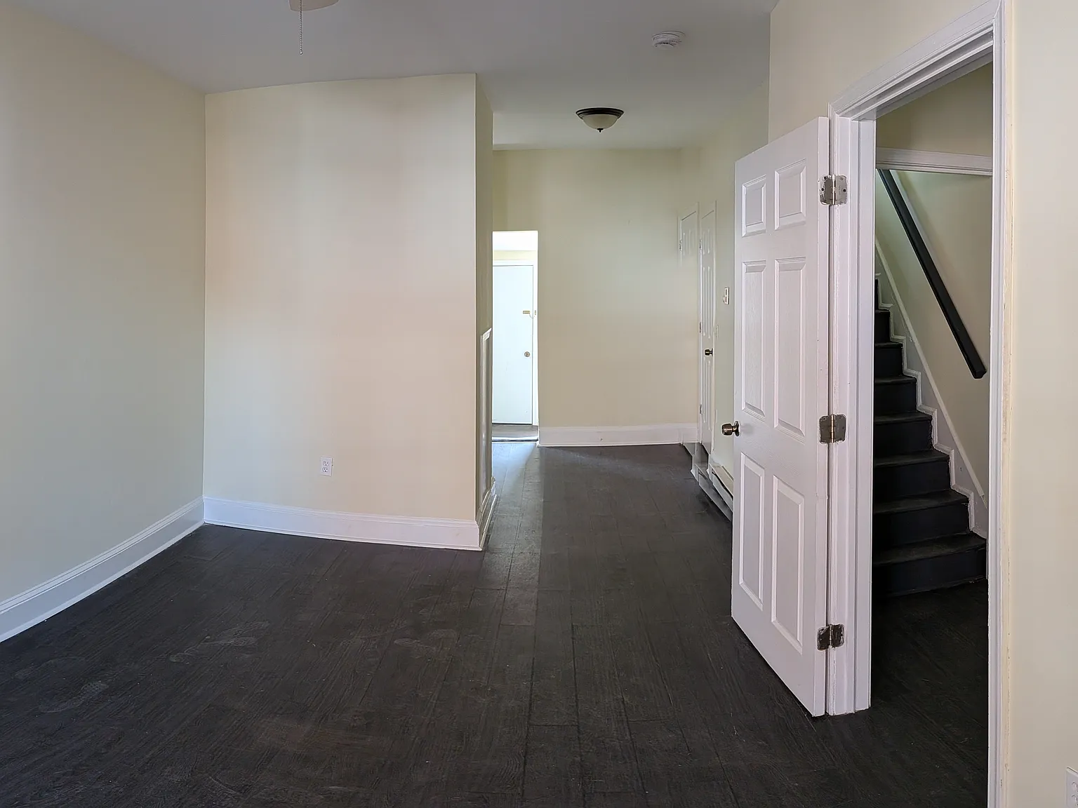 2 bed, 712 sqft, $1,025 — Photo 2