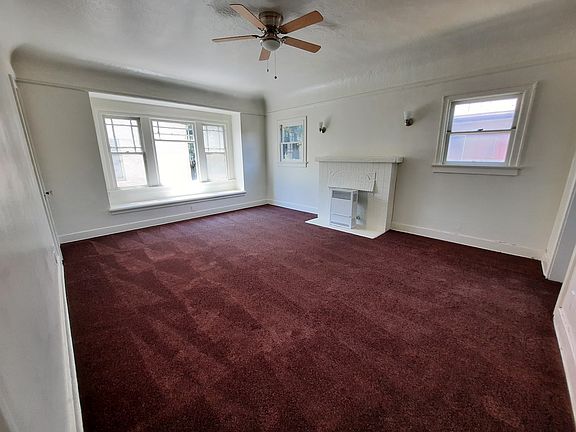 3rd image of 2646 S Harvard Blvd #1/8