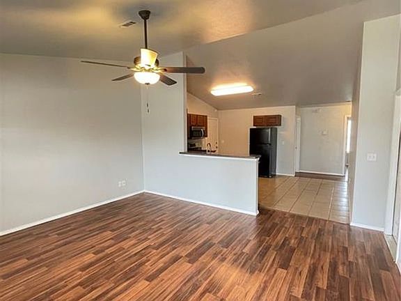 3rd image of 1132 S Nelson Dr