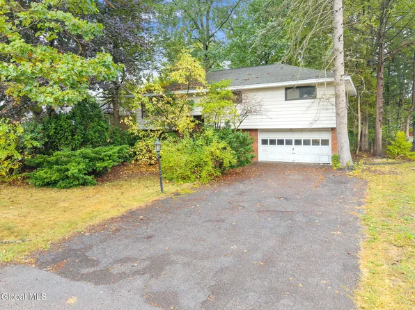 24 James Drive, Loudonville, NY 12211