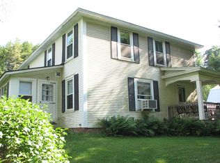 713 Royalton Hill Rd, South Royalton, VT 05068