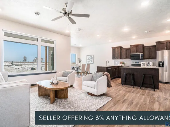 9107 W 43rd St, Sioux Falls, SD 57106