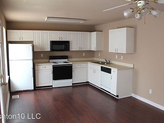 2nd image of 25 Ashton Ln