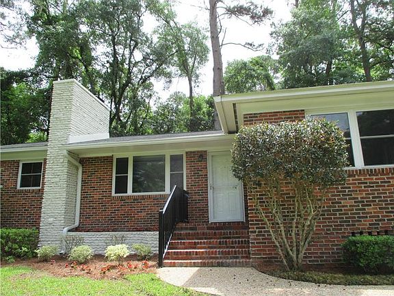 4th image of 2107 W Randolph Cir