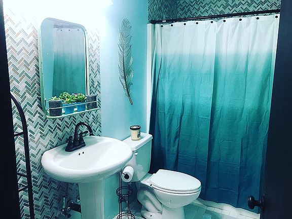 Updated main bath 2017