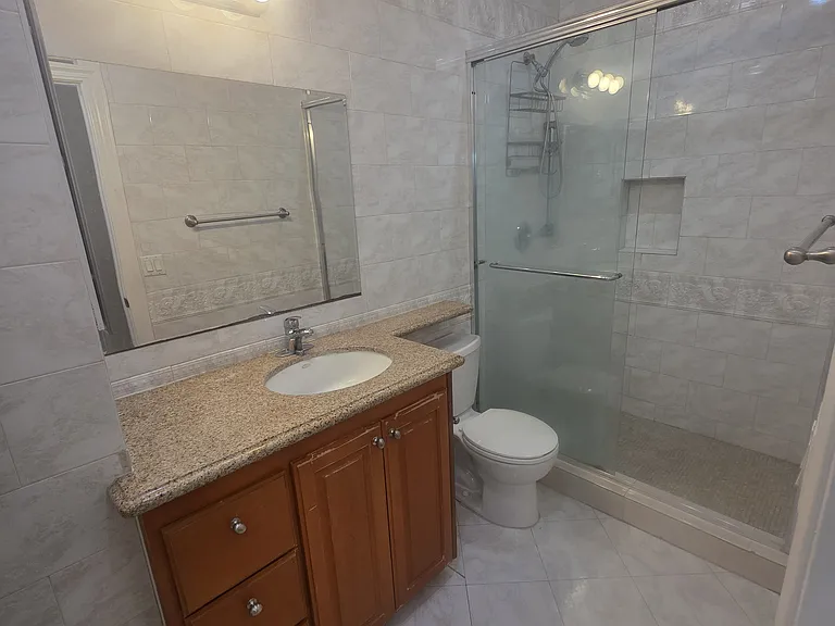 shared upstairs bathroom