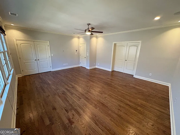 1092 McLynn Ave NE — Photo 32