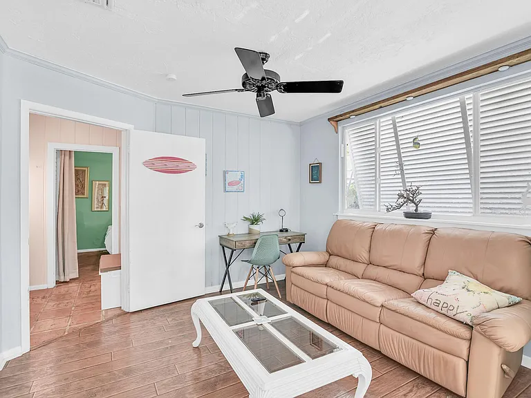 3218 Palm Dr — Photo 15