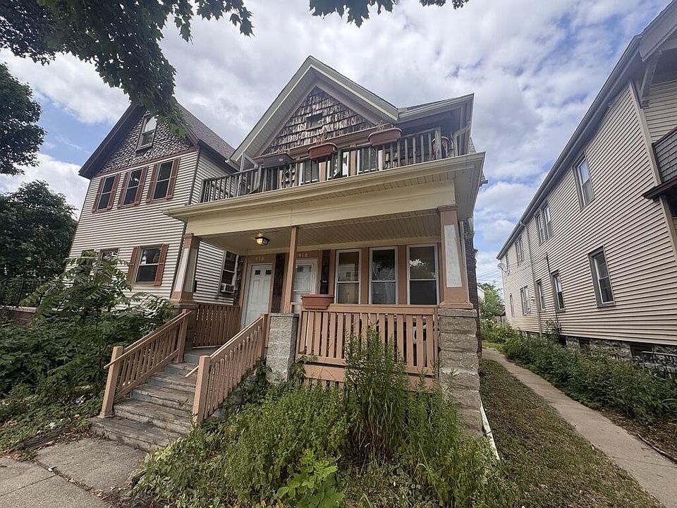 1st image of 916 E Meinecke AVENUE #918