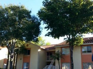 1384 The Pointe Dr, West Palm Beach, FL 33409