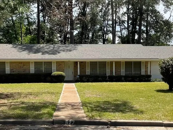 827 Park St, Gilmer, TX 75644