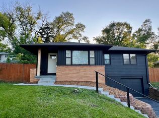 5202 N 49th St, Omaha, NE 68104