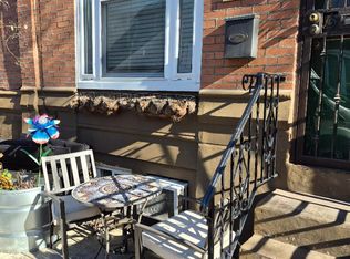 2417 S Opal St, Philadelphia, PA 19145