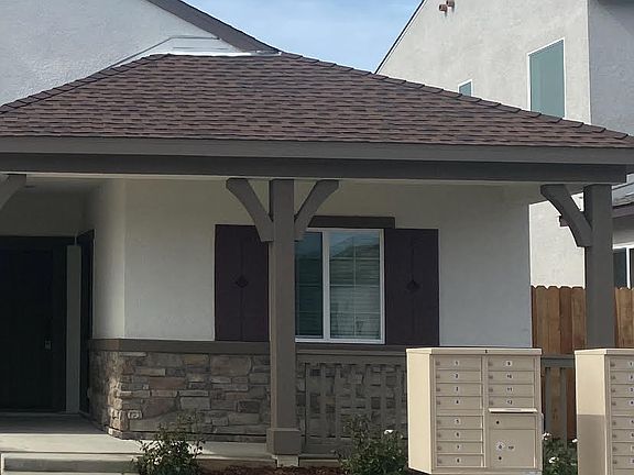 5th image of 529 Bedfordshire Dr #B