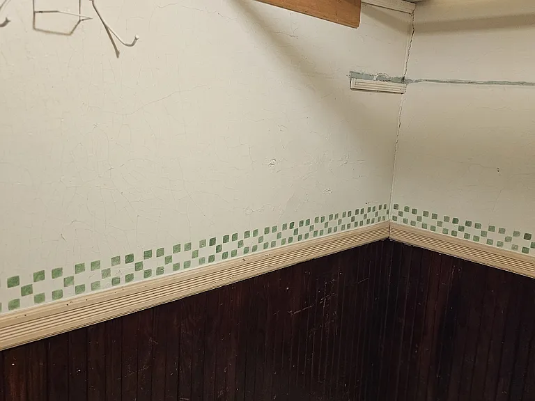 404 Stevens St #1 — Photo 2