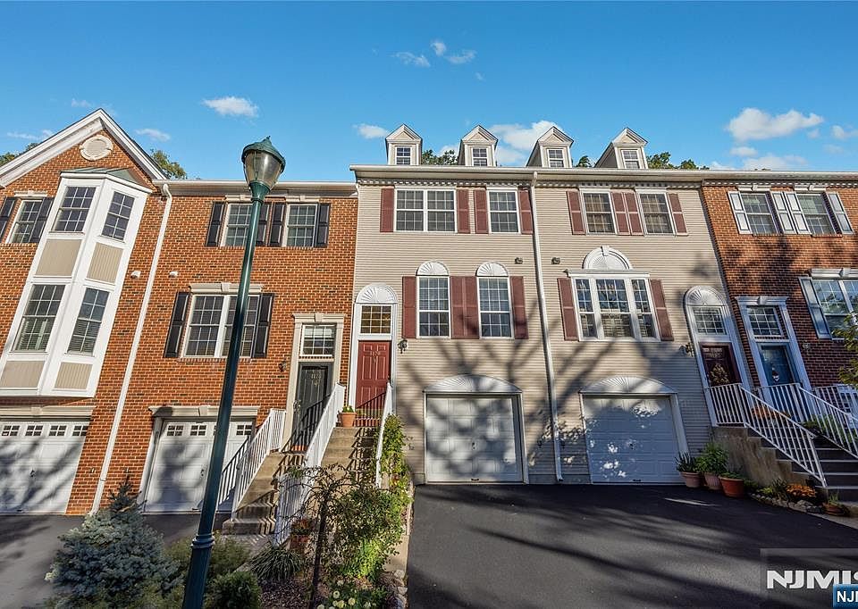 1st image of 1179 Chedworth Circle