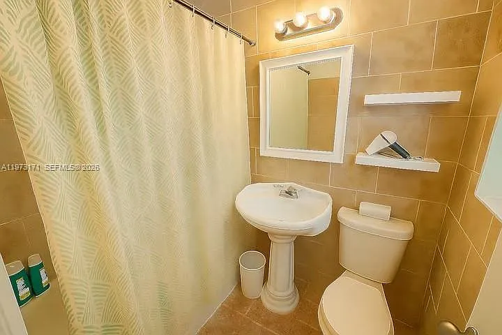 3025 Indian Creek Dr #101 — Photo 5