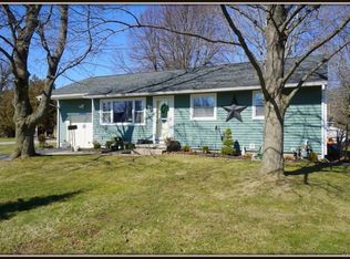 6141 Karen Ave, Newfane, NY 14108