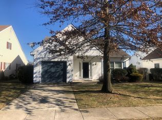 12 Sunset Ln, Columbus, NJ 08022