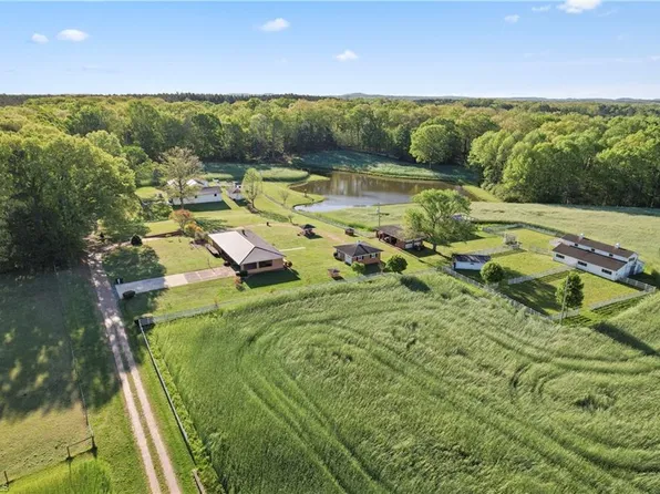 36984 B&c Carter Rd, New London, NC 28127