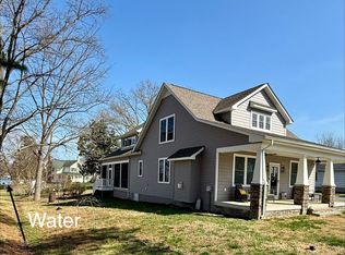 1002 Skiff Cove Rd, Edgewater, MD 21037