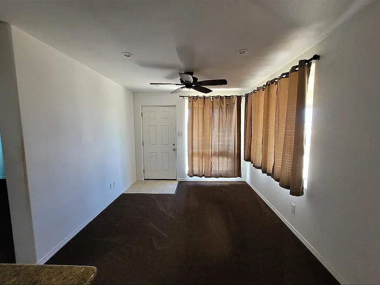 320A Lono Ave — Photo 2