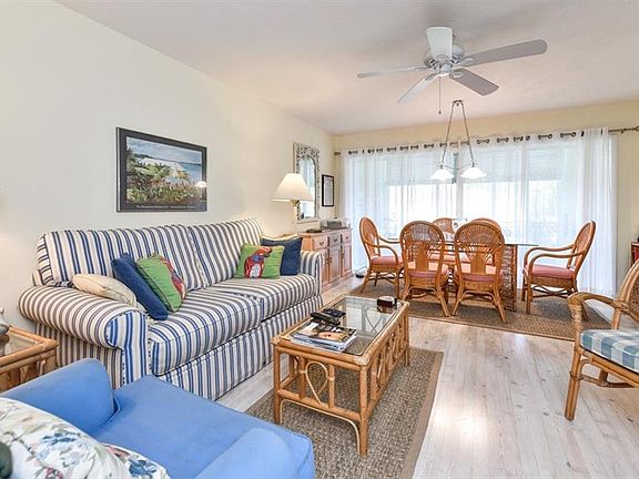 4th image of 133 Avenida Messina APT 2