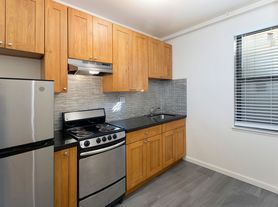 524 Guerrero Street (524r), 20