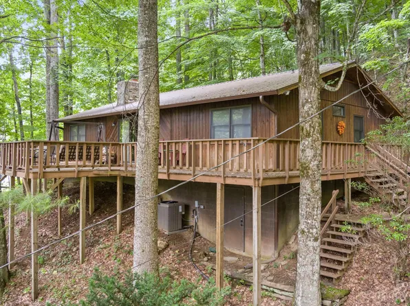 262 Weaver Ln, Mars Hill, NC 28754