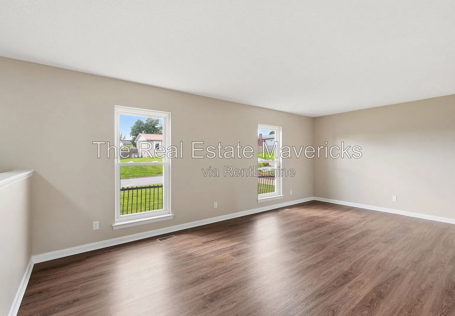 4 bed, 2.5 bath, 2600 sqft, $2,700 — Photo 4
