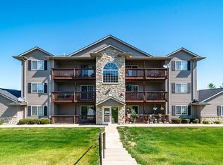3209 S 16th Ave UNIT 201, Eldridge, IA 52748
