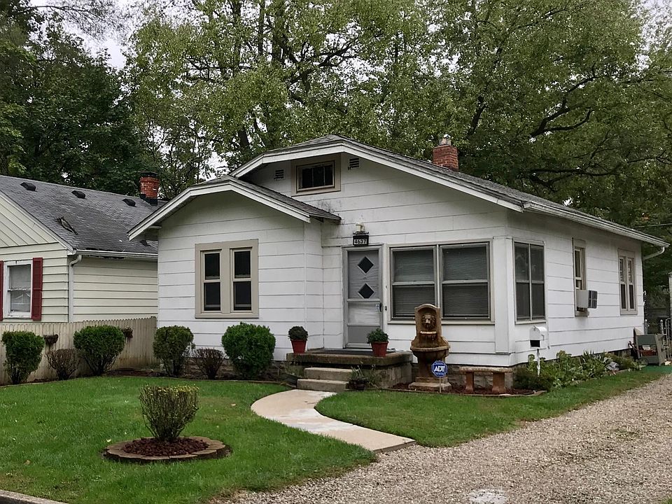 1st image of 4637 Primrose Ave