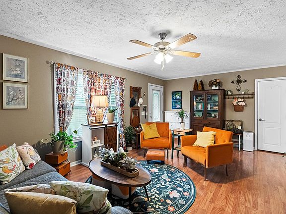 5th image of 3167 Bellview Rd