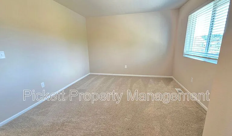 1032 Baker Heights Loop — Photo 33