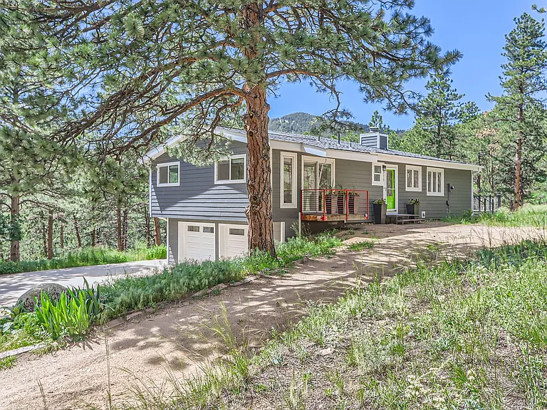 215 Broken Fence Rd — Photo 19