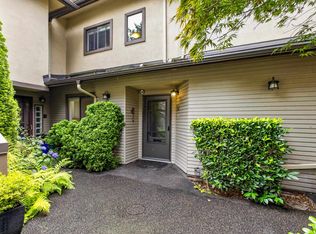 12741 16th Ave #102, Surrey, BC V4A1N2