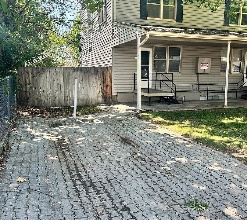 1st image of 6223 W Everett St #A