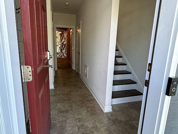 2nd image of 2436 Winthrop Dr