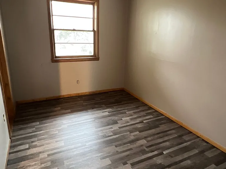 809 Shadowrock Dr — Photo 5