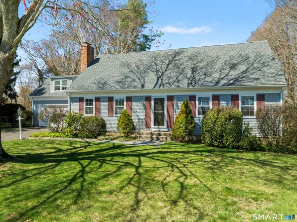 9 Sparrow Bush Lane, Guilford, CT 06437