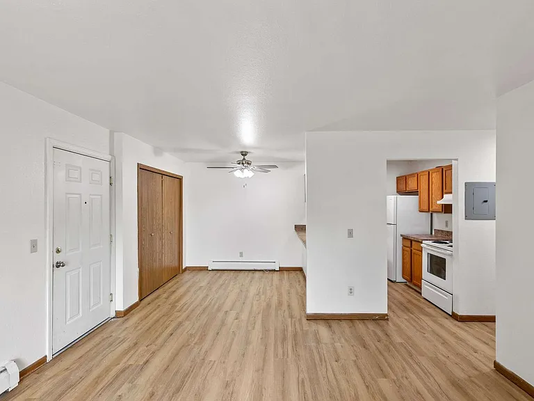 York Hills Apartments ( York Hills Apts LLC) — Photo 28