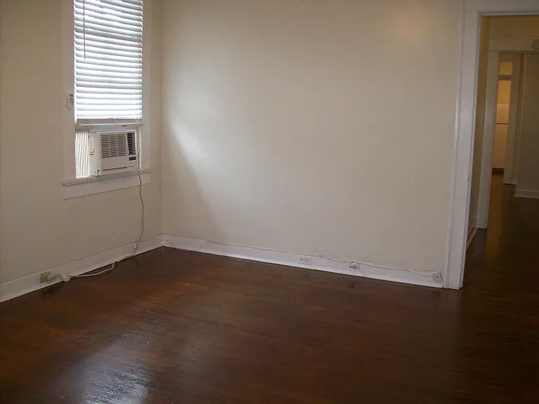 4808 Prytania St #D — Photo 7