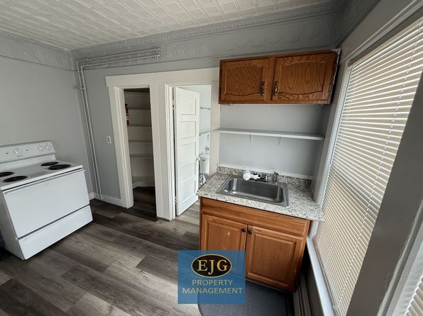 23 S Main St UNIT 8, Brattleboro, VT 05301