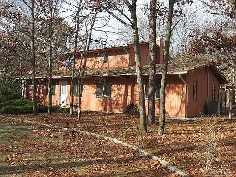1st image of 173 Robinson Ave