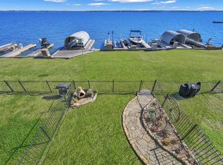 15 Regency Point, Montgomery, TX 77356